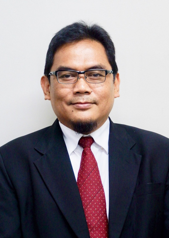 Yoris Rusamsi